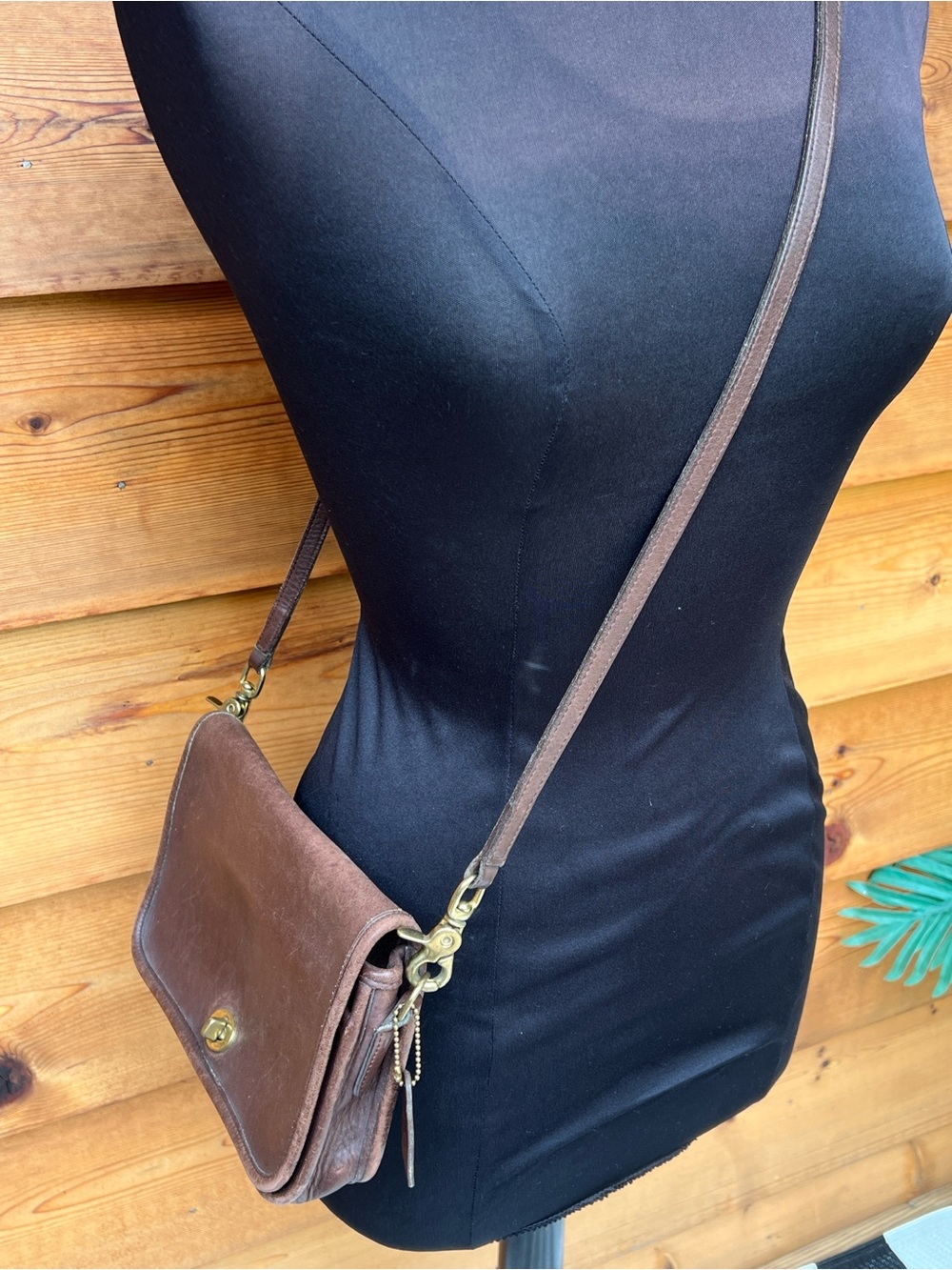 Vintage Coach Pocket purse
